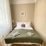 Orangehomes One Bedroom Comfy *