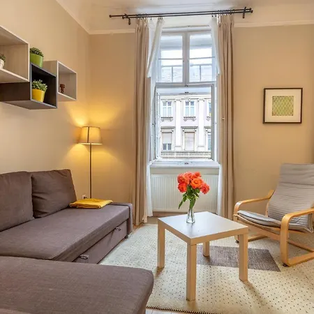 Апартаменты Orangehomes One Bedroom Comfy