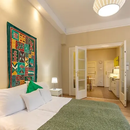 Orangehomes One Bedroom Comfy *