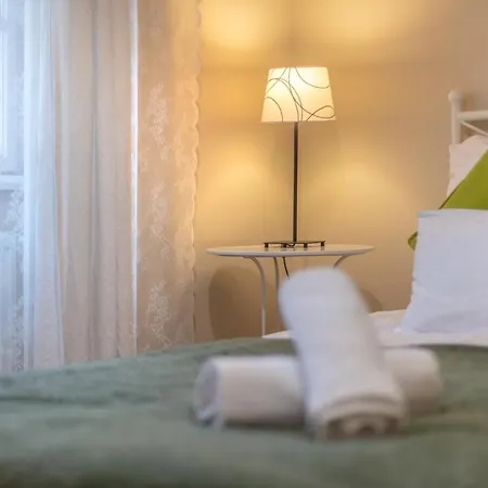 Апартаменты Orangehomes One Bedroom Comfy *