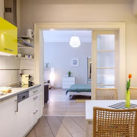 Orangehomes One Bedroom Comfy * Будапешт