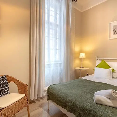 Orangehomes One Bedroom Comfy * Будапешт